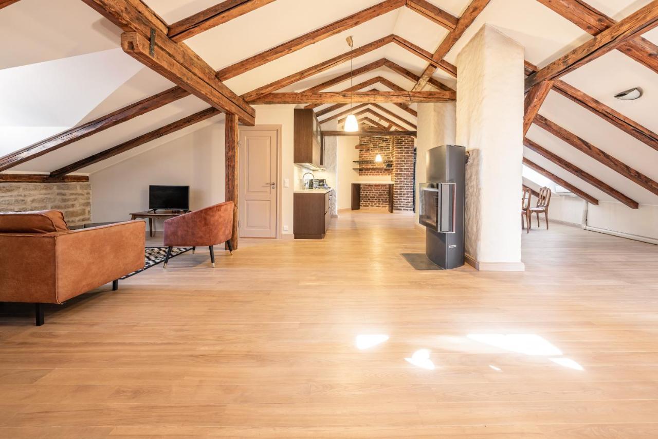 Old Town - Unique Tower Apartment タリン エクステリア 写真